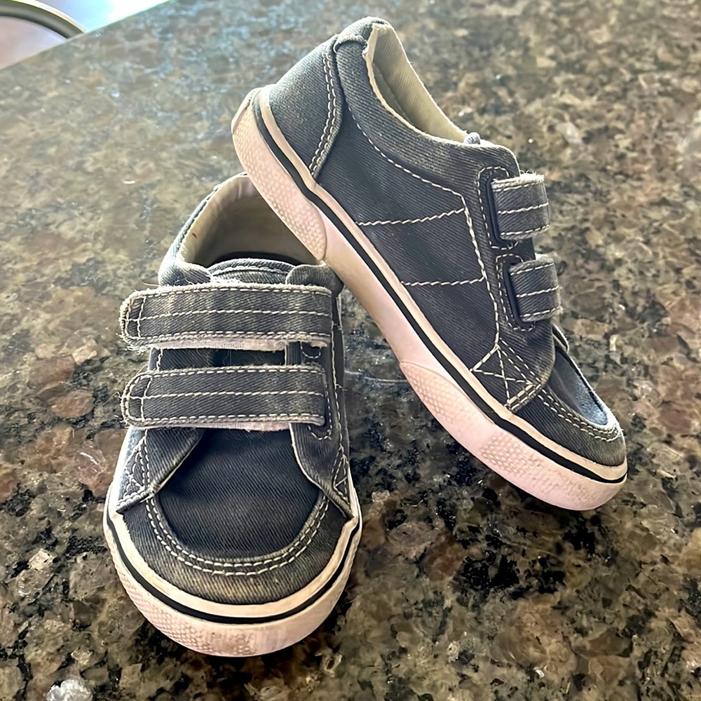 Sperry Velcro Sneaker